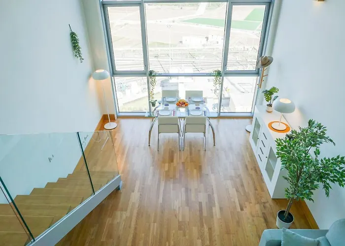 Apartamento Loft Duplex Con Parking Gratis * فالنسيا