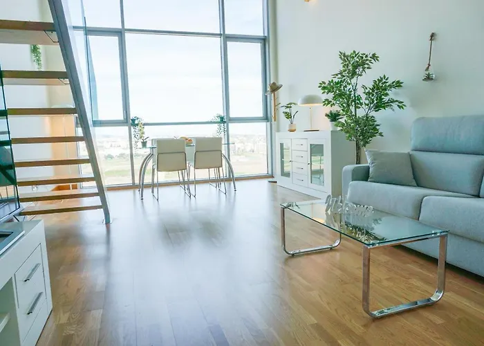 Apartamento Loft Duplex Con Parking Gratis * فالنسيا