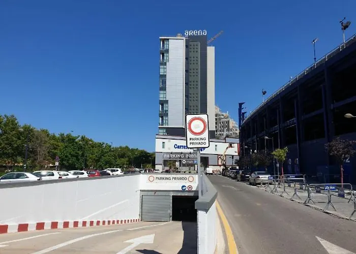 Apartamento Loft Duplex Con Parking Gratis * فالنسيا