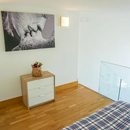 Apartamento Loft Duplex Con Parking Gratis דירה